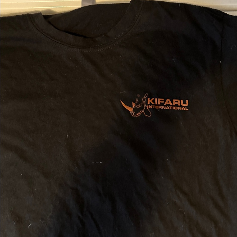 Men’s Size M Kifaru International T-shirt